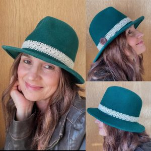 Forest Green Fedora, Beige Lace Band, 123h